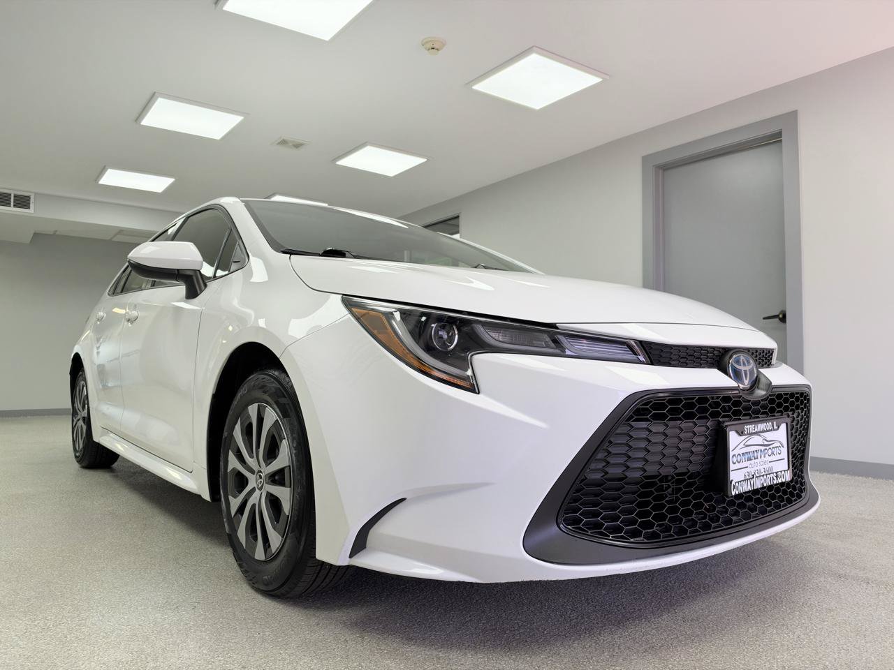 Used 2022 Toyota Corolla LE FWD image 4