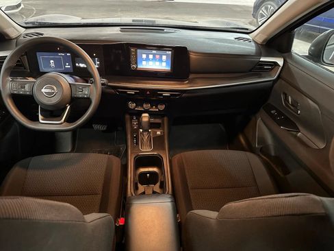 Used 2025 Nissan Kicks S AWD/4WD image 14