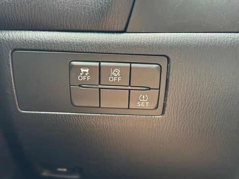 Used 2018 MAZDA MAZDA3 Grand Touring w/ Premium Equipment Package image 17