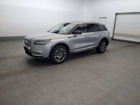 Used 2022 Lincoln Corsair AWD w/ Equipment Group 101A image 2