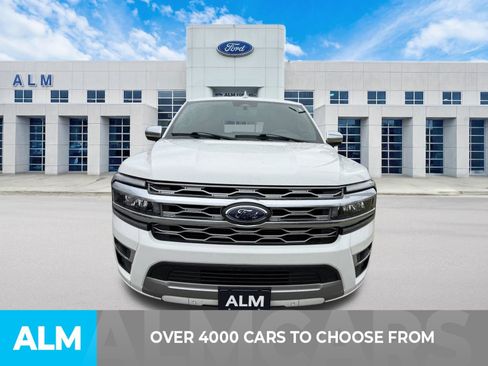 Certified 2022 Ford Expedition Platinum image 2