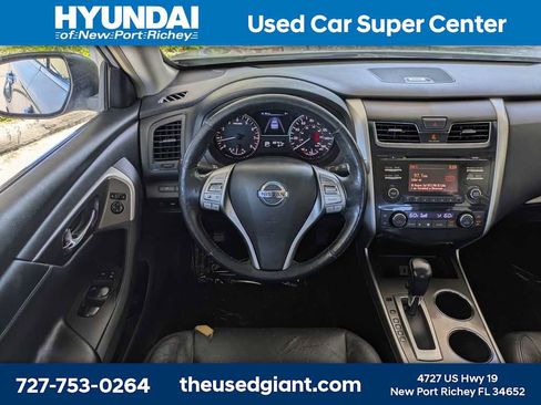 Used 2013 Nissan Altima 2.5 SL FWD image 18