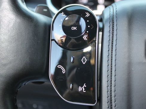 Used 2021 Land Rover Range Rover P525 Westminster Edition LWB image 39