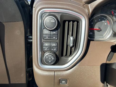 Used 2022 Chevrolet Silverado 1500 RST w/ Texas Edition Plus image 46