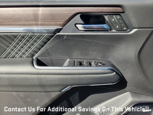 New 2026 GMC Acadia Denali w/ Super Cruise Package image 17