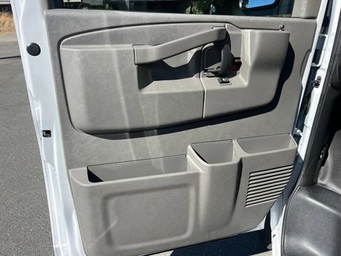 Used 2025 Chevrolet Express 2500 w/ Driver Convenience Package RWD image 13