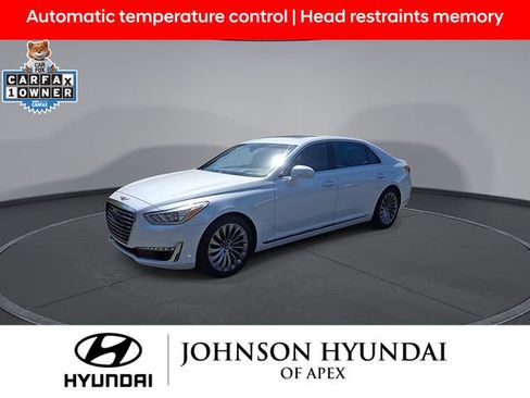 Used 2017 Genesis G90 3.3T Premium image 4