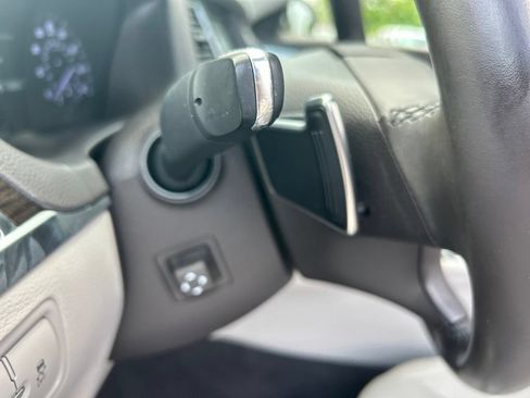 Used 2018 Genesis G80 3.8 RWD image 36