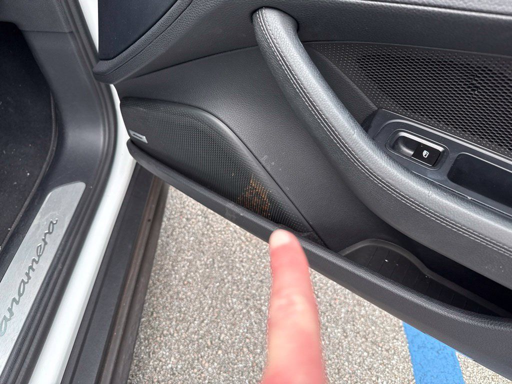 Certified 2025 Porsche Panamera RWD image 28