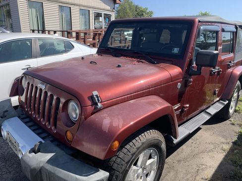 Used 2008 Jeep Wrangler Unlimited Sahara w/ Dual Top Group image 2