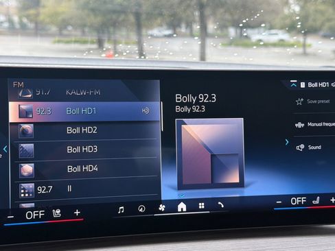 Certified 2025 BMW 430i w/ Premium Package image 24