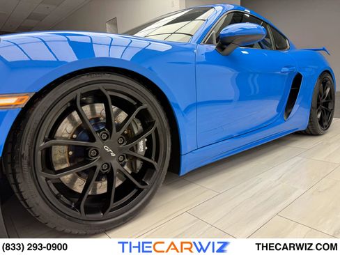 Used 2022 Porsche 718 Cayman GT4 image 14