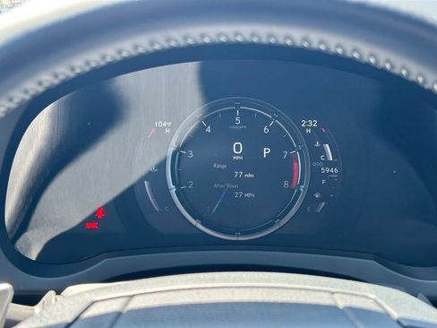 Used 2024 Lexus IS 500 RWD image 34