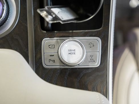 Used 2024 Genesis GV80 3.5T w/ Prestige Package AWD/4WD image 23