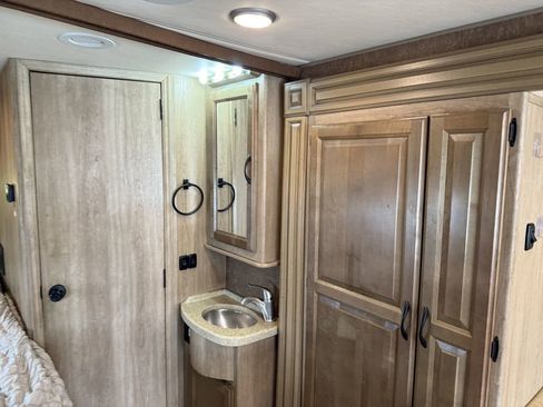 Used 2014 Mercedes-Benz Sprinter 3500 image 68