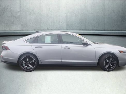 Used 2023 Honda Accord Sport image 27