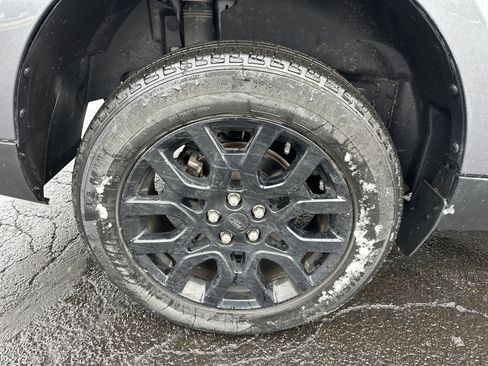 Used 2023 Ford Maverick Lariat w/ Lariat Luxury Package image 19