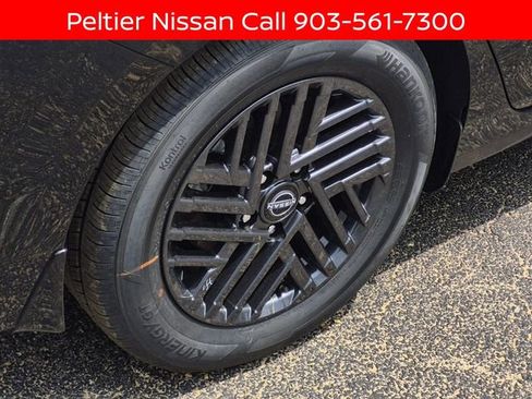 New 2026 Nissan Sentra SV w/ SV Convenience Package FWD image 5