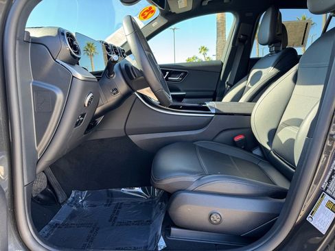 Certified 2025 Mercedes-Benz GLC 300 image 13
