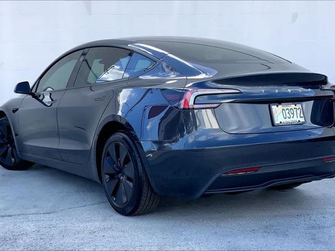 Used 2025 Tesla Model 3 Long Range RWD image 4