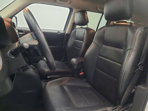 Used 2014 Jeep Patriot Limited image 17