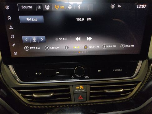 Used 2023 Nissan Altima 2.5 SR w/ SR Premium Package FWD image 25
