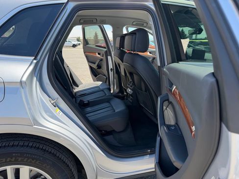 Used 2023 Audi Q5 2.0T Premium w/ Convenience Package AWD/4WD image 14
