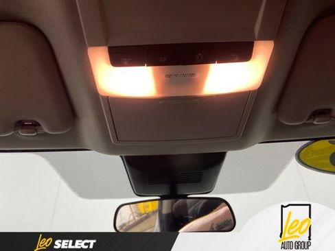 Used 2025 Nissan Sentra SR FWD image 17