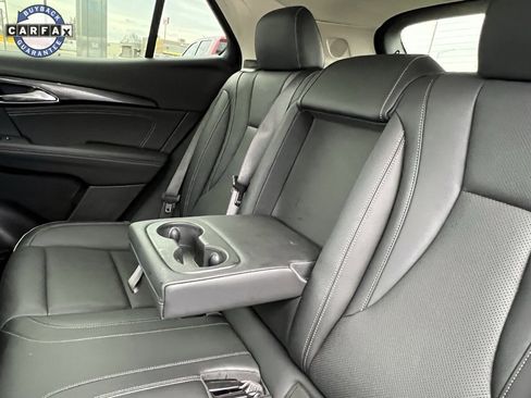 Used 2023 Buick Envision Essence image 23