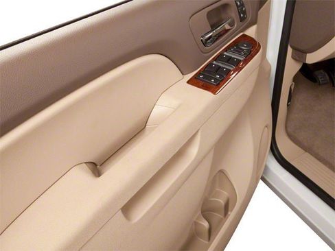 Used 2010 Chevrolet Silverado 1500 LS image 9