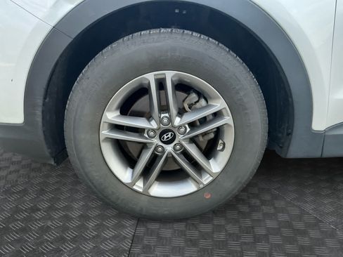 Used 2017 Hyundai Santa Fe Sport w/ Cargo Package FWD image 14