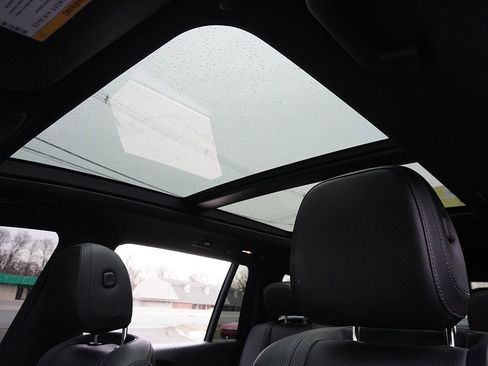 Used 2022 Mercedes-Benz GLS 450 4MATIC image 29