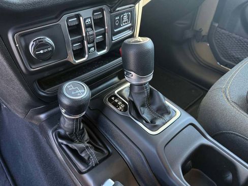 New 2026 Jeep Gladiator Sport image 20