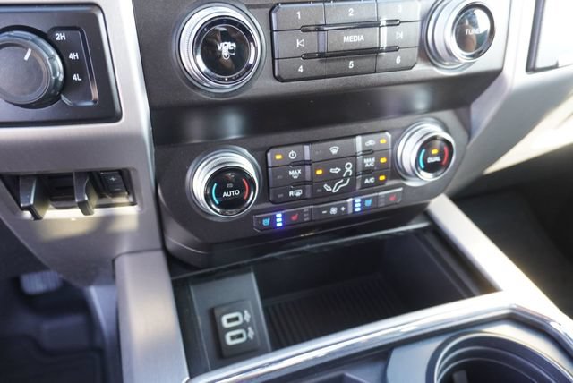 Used 2019 Ford F450 Platinum w/ Platinum Ultimate Package AWD/4WD image 40