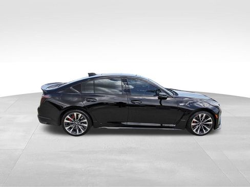 New 2026 Cadillac CT5 V Blackwing w/ Carbon Fiber 2 Package RWD image 5