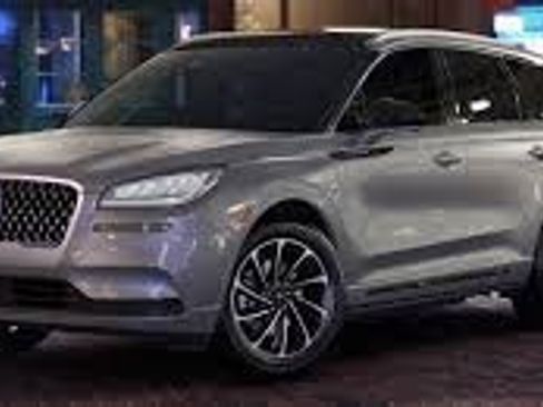 Used 2023 Lincoln Corsair FWD w/ Equipment Group 101A image 1