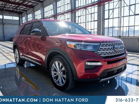 Used 2022 Ford Explorer Limited w/ Equipment Group 301A image 43