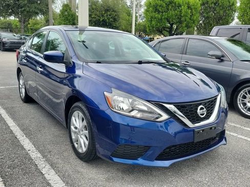 Used 2019 Nissan Sentra SV FWD image 2