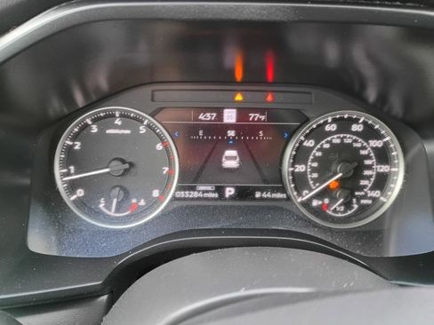 Used 2024 Mitsubishi Outlander AWD image 17