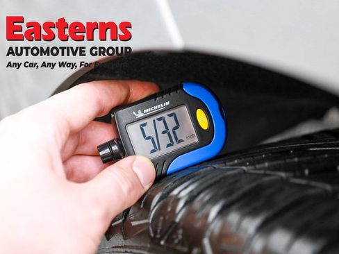 Used 2019 Toyota Camry XLE image 26