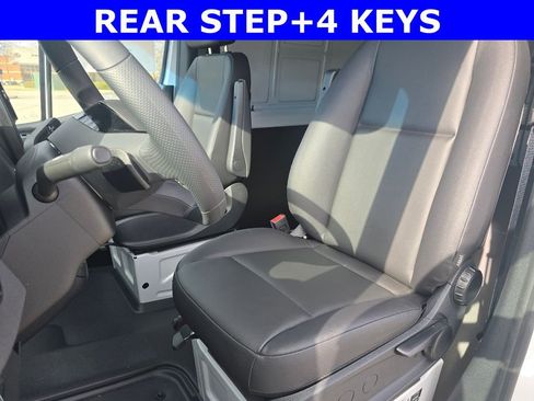 New 2025 Mercedes-Benz Sprinter 2500 image 17