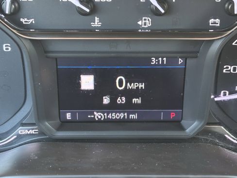 Used 2019 GMC Sierra 1500 SLT w/ SLT Premium Plus Package image 10