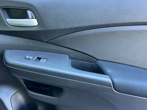 Used 2016 Honda CR-V SE image 19