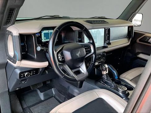 Used 2023 Ford Bronco Wildtrak AWD/4WD image 14