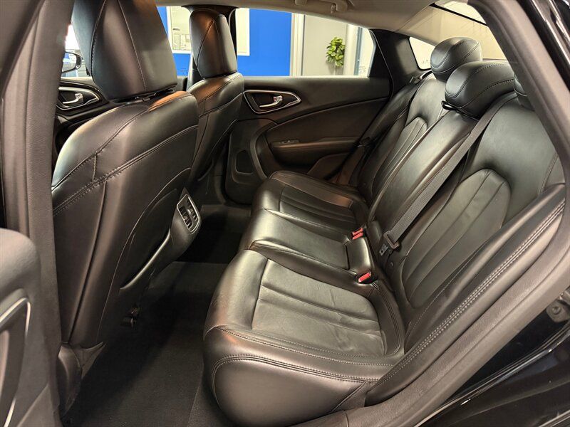 Used 2015 Chrysler 200 C FWD image 7