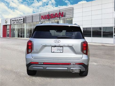 Used 2024 Hyundai Palisade SEL image 5