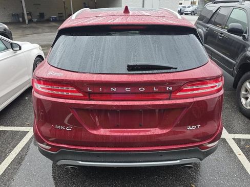 Used 2017 Lincoln MKC Reserve FWD image 3
