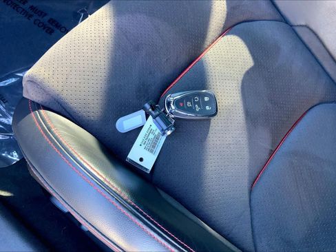 Used 2022 Chevrolet Camaro ZL1 image 29