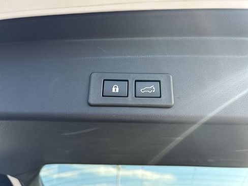 Used 2026 Subaru Ascent Limited AWD/4WD image 14