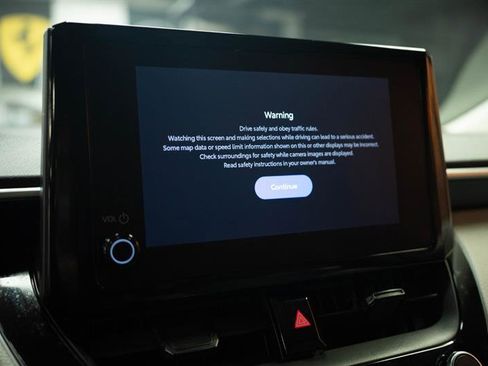 Used 2023 Toyota Corolla LE FWD image 18